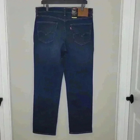 Levi's 541 Athletic Taper Stretch Size 33x32‎ NWT New With Tags - Picture 7 of 9